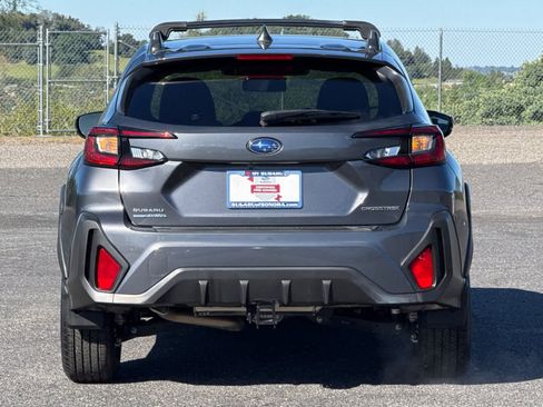 Used 2025 Subaru Crosstrek 2.0i Premium AWD/4WD image 4