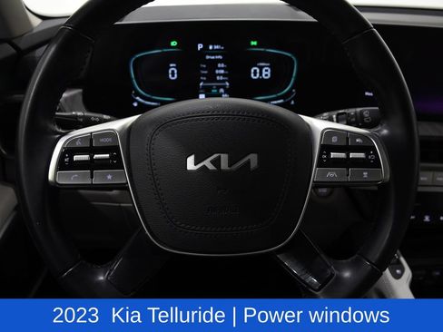 Used 2023 Kia Telluride EX w/ EX Captain's Chair Package FWD image 12