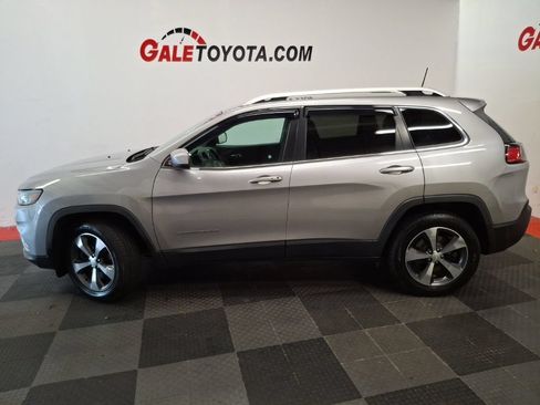 Used 2019 Jeep Cherokee Limited w/ Trailer Tow Group AWD/4WD image 9