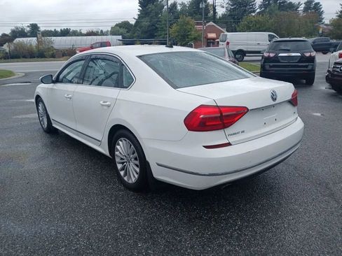 Used 2016 Volkswagen Passat 1.8T SE image 7