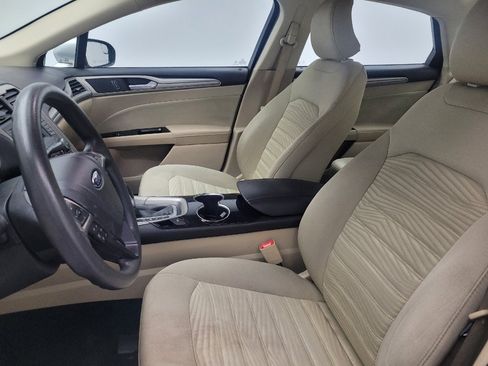 Used 2016 Ford Fusion SE FWD image 17