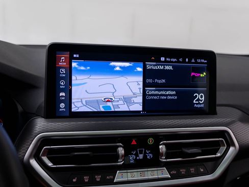 Used 2025 BMW X4 xDrive30i w/ Premium Package AWD/4WD image 33