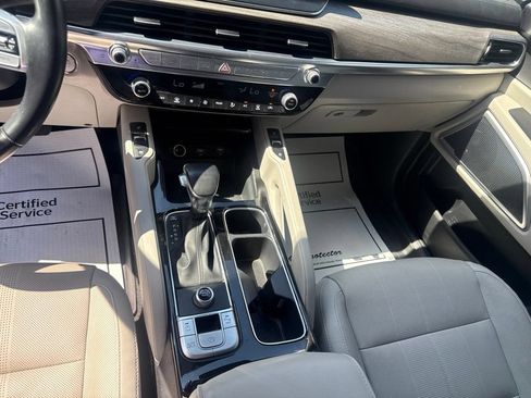 Used 2022 Kia Telluride EX w/ EX Premium Package FWD image 20