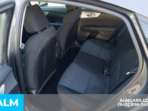 Used 2023 Kia Forte LXS image 18