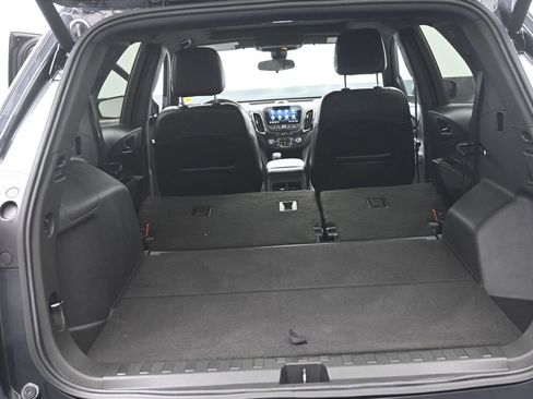 Used 2023 Chevrolet Equinox RS w/ RS Leather Package AWD/4WD image 16