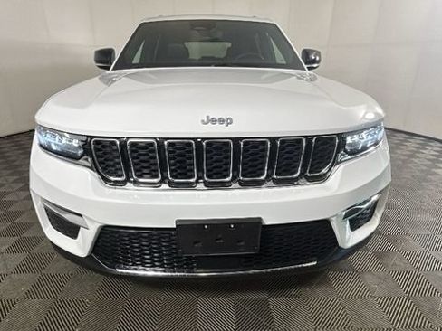 Used 2024 Jeep Grand Cherokee Limited 4xe w/ Trailer Tow Package AWD/4WD image 7