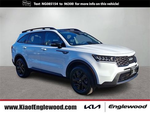 Certified 2022 Kia Sorento S w/ Panoramic Sunroof Package image 1