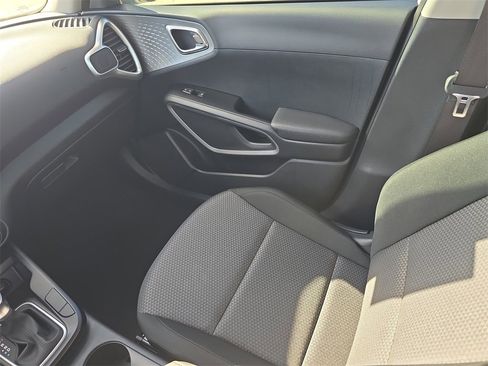 New 2025 Kia Soul LX image 16