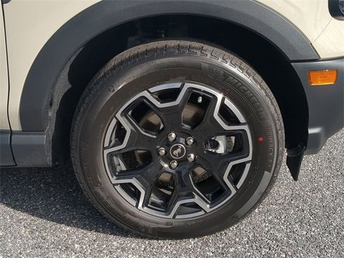 New 2025 Ford Bronco Sport Outer Banks w/ Outer Banks Tech Package+ image 12