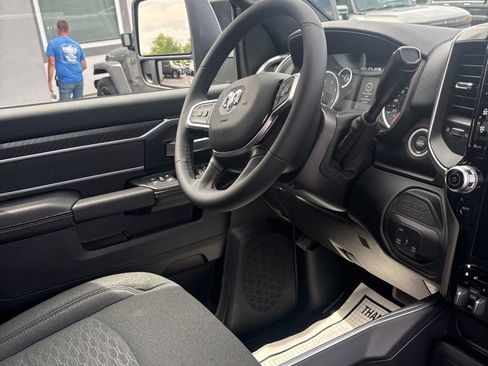 New 2026 RAM 3500 Big Horn AWD/4WD image 26