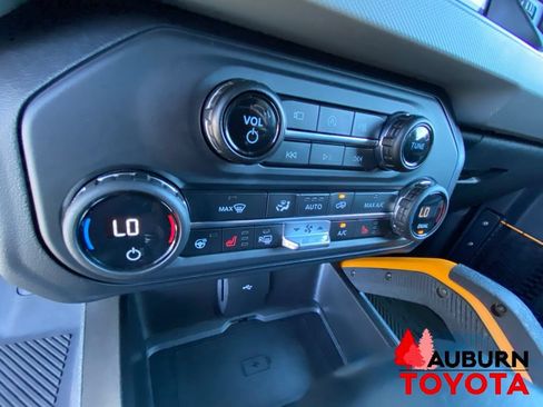 Used 2021 Ford Bronco Badlands AWD/4WD image 40