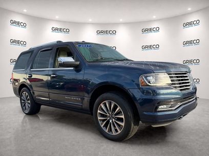 Used 2017 Lincoln Navigator Select