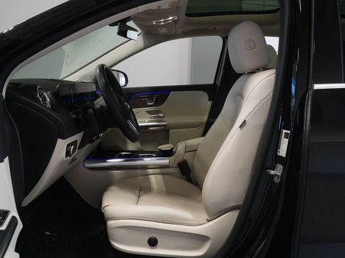 Certified 2023 Mercedes-Benz GLA 250 4MATIC image 12