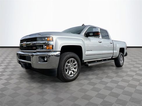 Used 2016 Chevrolet Silverado 2500 LTZ w/ Duramax Plus Package image 3