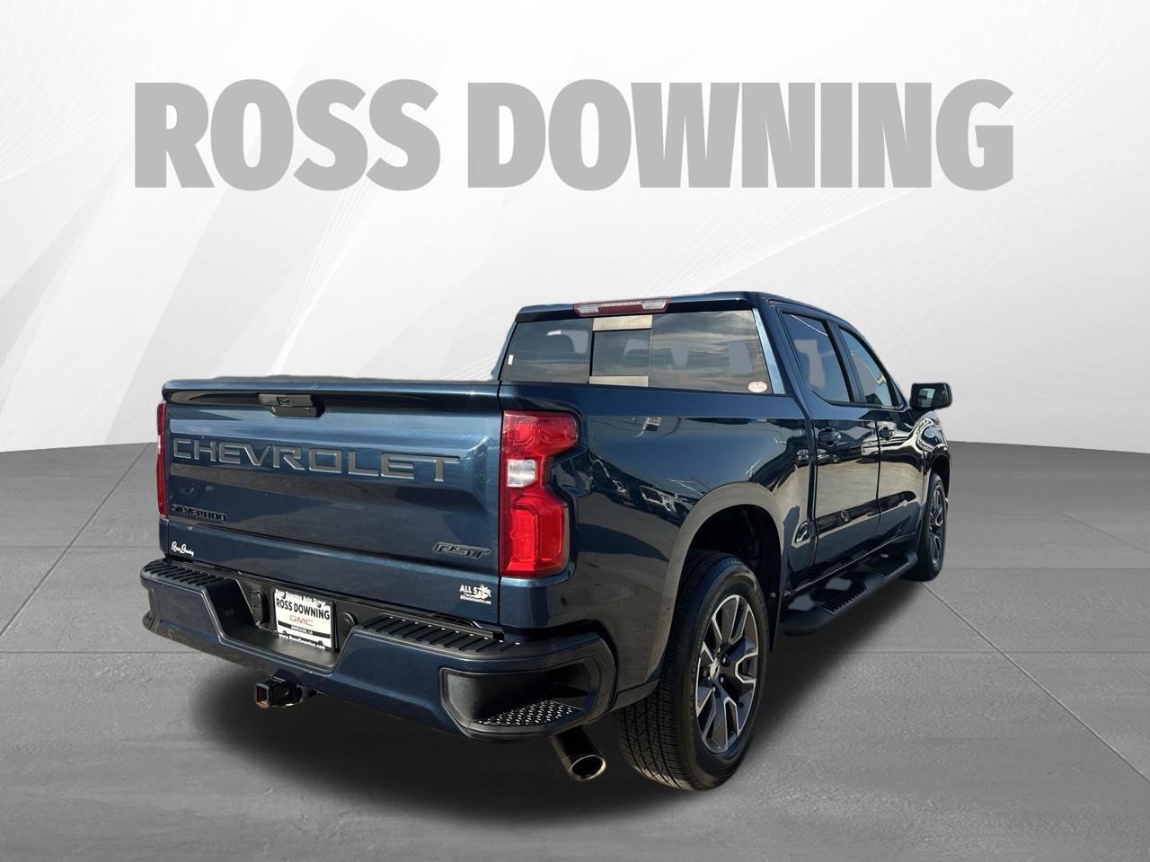 Used 2021 Chevrolet Silverado 1500 RST w/ Convenience Package II RWD image 4
