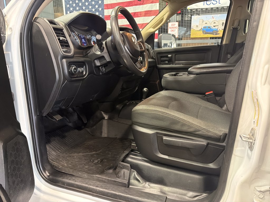 Used 2020 RAM 3500 Tradesman AWD/4WD image 3