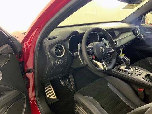 Used 2024 Alfa Romeo Stelvio Quadrifoglio w/ Active Assist Plus Package image 26