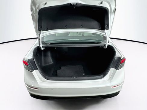 Used 2023 Honda Accord Touring image 7