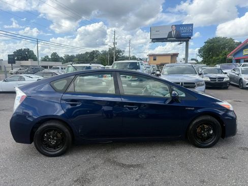 Used 2013 Toyota Prius Four FWD image 4