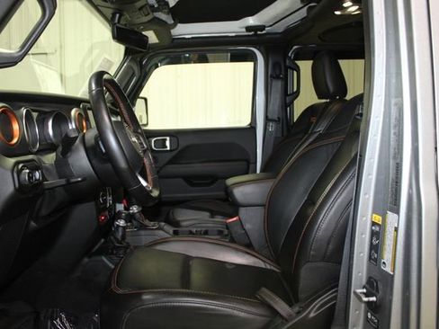 Used 2021 Jeep Gladiator Mojave image 11
