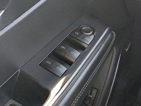 Used 2025 GMC Acadia Elevation image 20