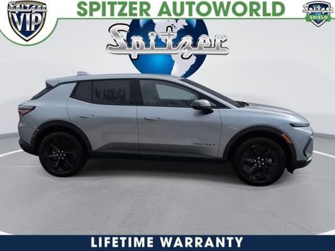 New 2026 Chevrolet Equinox EV LT w/ Comfort Package FWD image 9
