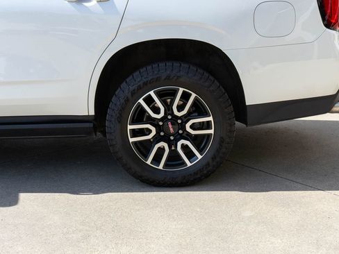 Used 2022 GMC Yukon AT4 w/ Max Trailering Package AWD/4WD image 34