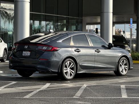 Used 2022 Honda Civic LX image 4