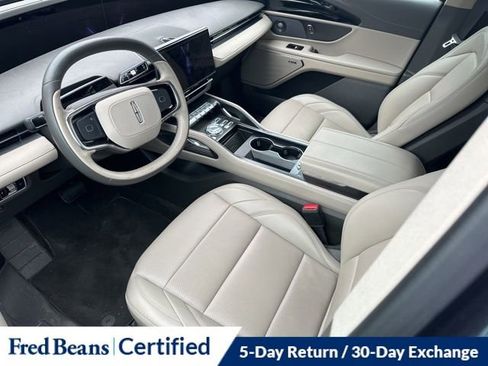 Used 2024 Lincoln Nautilus Premier w/ Equipment Group 102A image 16