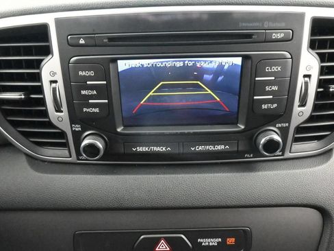 Used 2019 Kia Sportage LX FWD image 20
