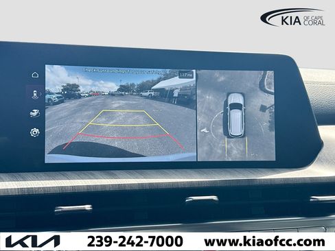 Certified 2024 Kia Telluride SX Prestige w/ Towing Package image 36