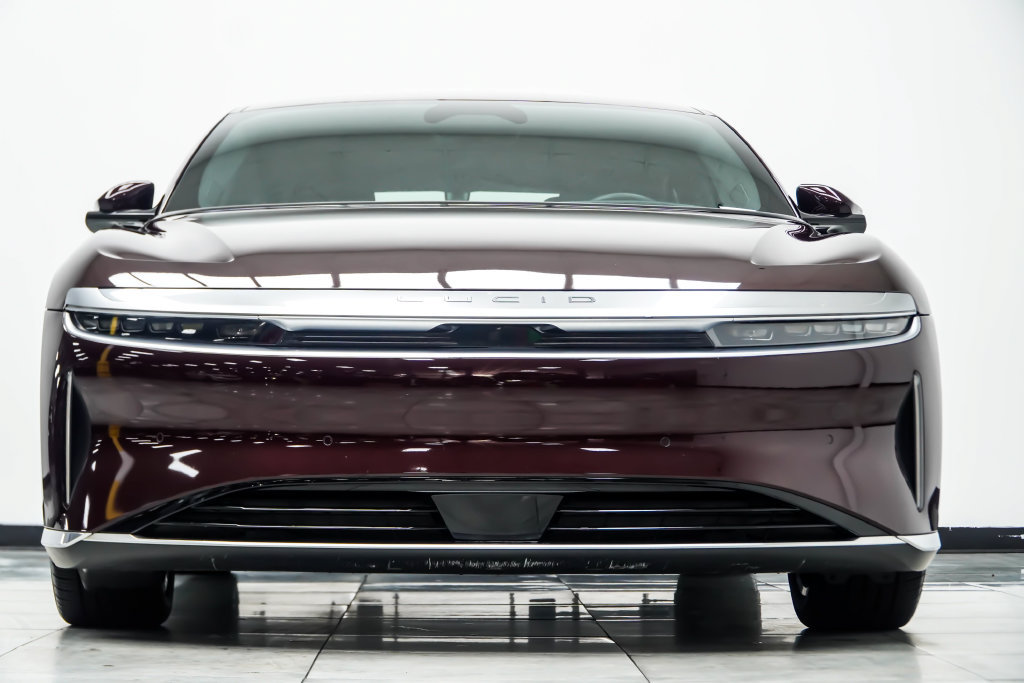 Used 2024 Lucid Air Pure RWD image 11