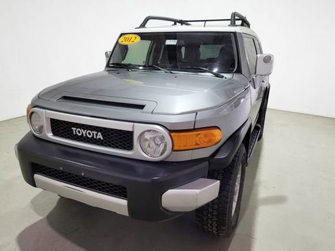 Used 2012 Toyota FJ Cruiser 4WD image 13