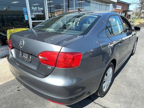 Used 2014 Volkswagen Jetta SE image 3