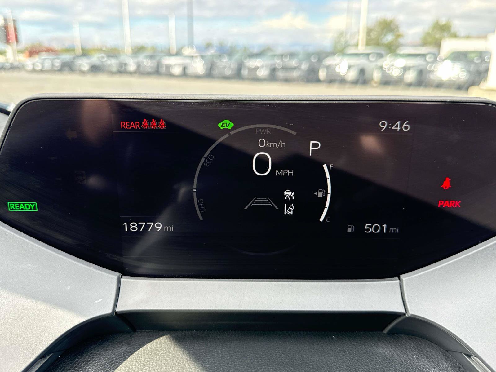 Used 2025 Toyota Prius LE FWD image 23