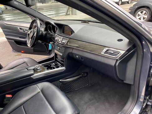 Used 2016 Mercedes-Benz E 350 Sedan image 13