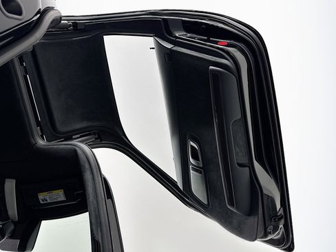 Used 2014 Mercedes-Benz SLS AMG GT Coupe image 28