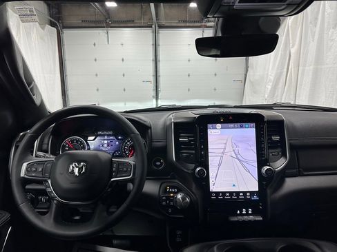 Used 2025 RAM 1500 Laramie image 17