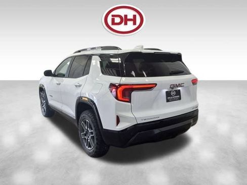 New 2026 GMC Terrain AT4 w/ Convenience Package III image 18