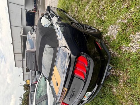 Used 2022 Ford Mustang GT Premium w/ GT Performance Package RWD image 8