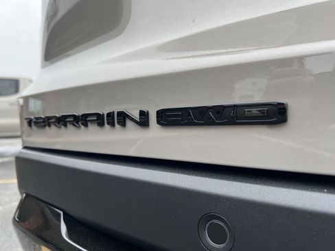 New 2026 GMC Terrain Elevation AWD/4WD image 8