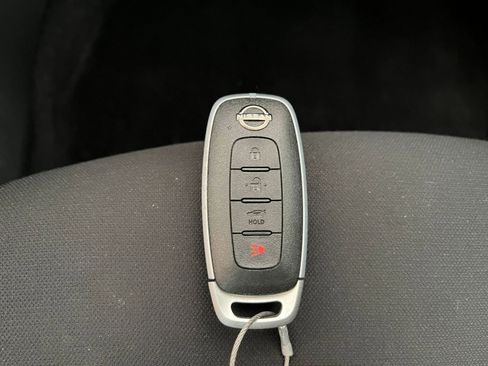 Used 2025 Nissan Sentra SV image 21