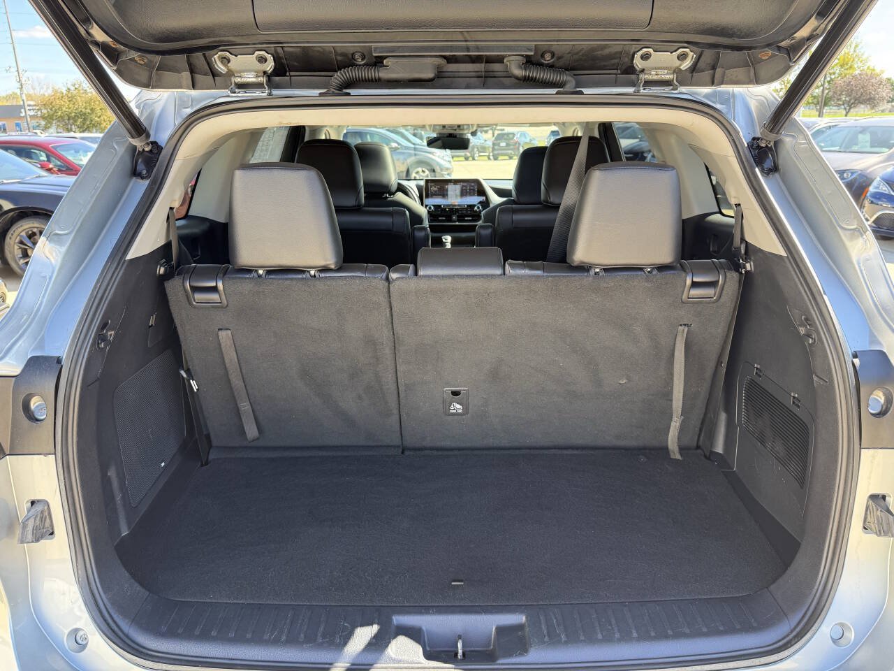 Used 2021 Toyota Highlander Limited AWD/4WD image 14
