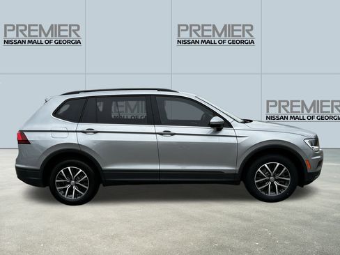 Used 2021 Volkswagen Tiguan S image 4