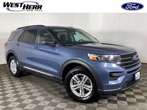 Used 2021 Ford Explorer XLT AWD/4WD image 1