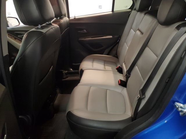 Used 2015 Chevrolet Trax LTZ AWD/4WD image 26