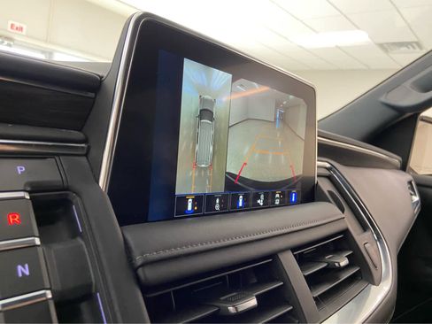 Used 2023 Chevrolet Tahoe LT image 36