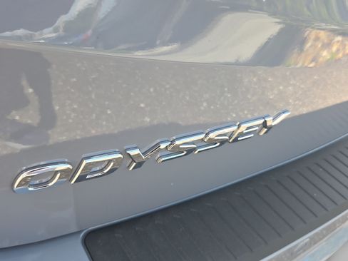 New 2026 Honda Odyssey Touring image 32