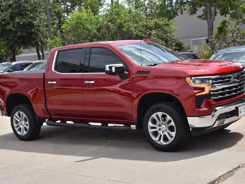 Used 2025 Chevrolet Silverado 1500 LTZ AWD/4WD image 5
