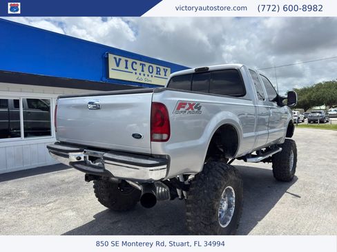 Used 2003 Ford F250 XLT AWD/4WD image 11